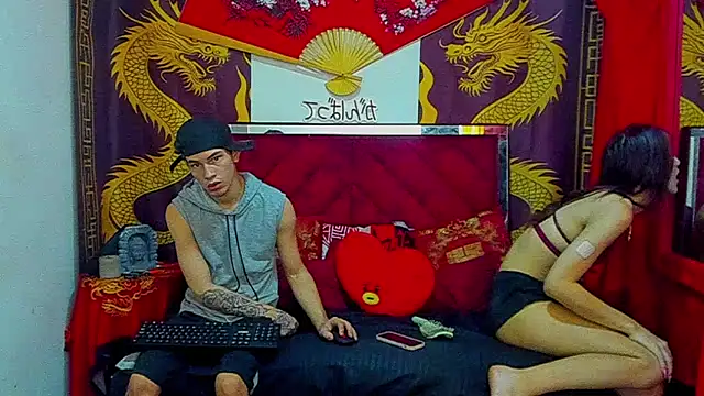 Pride couple online show from 02.10.26