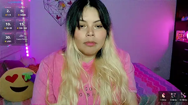 EllieMoonX online show from 04.21.26