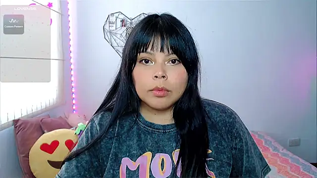 EllieMoonX online show from 05.15.26