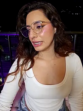 Meganthomson online show from 02.28.26