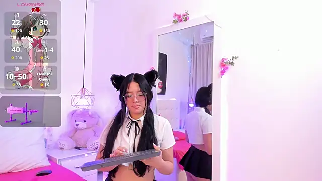 Nara Pink online show from 01.11.26