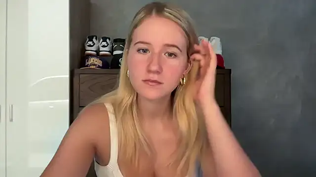 itssosierra online show from 04.23.26