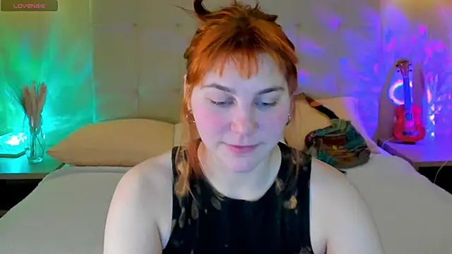 Snapshot of Rene_Shine chatting on 02.04.26 Rene Shine online show from 02.04.26