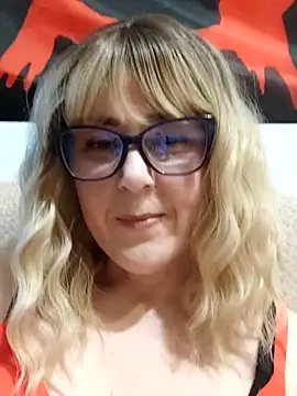 Amelialove42 online show from 04.13.26