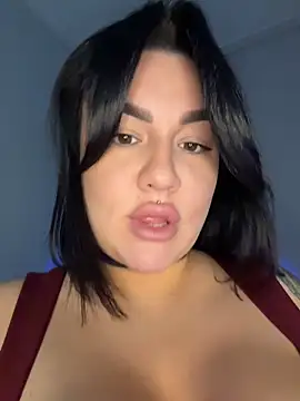 SwittieKendra online show from 11.18.25