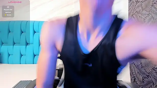 Snapshot of Tyler__Colt chatting on 10.23.25 Tyler  Colt online show from 10.23.25