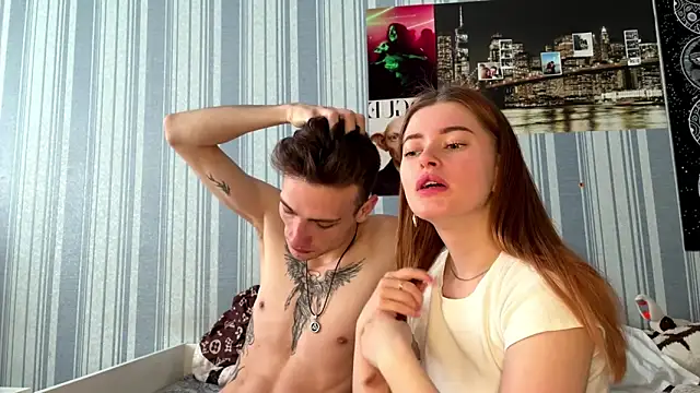 EmiliaCouple online show from 03.10.26