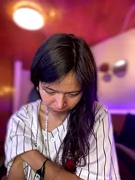 Ninfa pink online show from 01.09.26