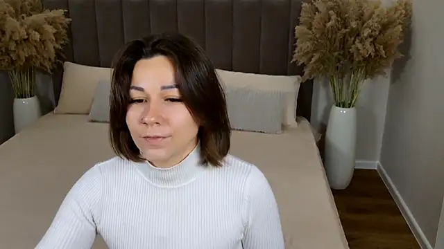 EdenSolis online show from 11.21.25