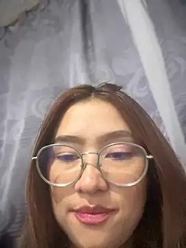 Snapshot of Lexxa_peach chatting on 10.17.25 Lexxa peach online show from 10.17.25