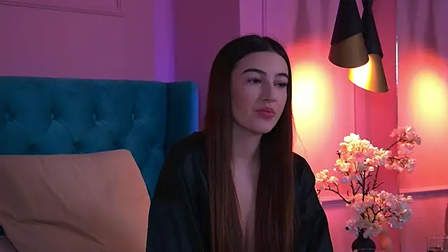 Snapshot of TaliaMorenne chatting on 10.24.25 TaliaMorenne online show from 10.24.25