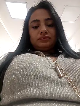 Snapshot of solerpamela chatting on 10.21.25 solerpamela online show from 10.21.25