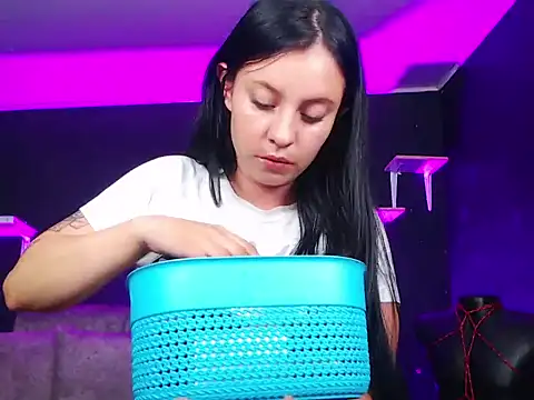 Liastark online show from 11.30.25