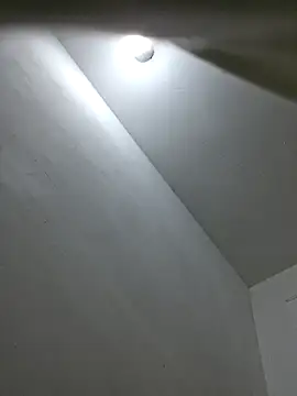 Snapshot of rich_ryx chatting on 12.18.25 rich ryx online show from 12.18.25