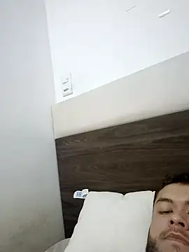 Snapshot of rich_ryx chatting on 01.10.26 rich ryx online show from 01.10.26