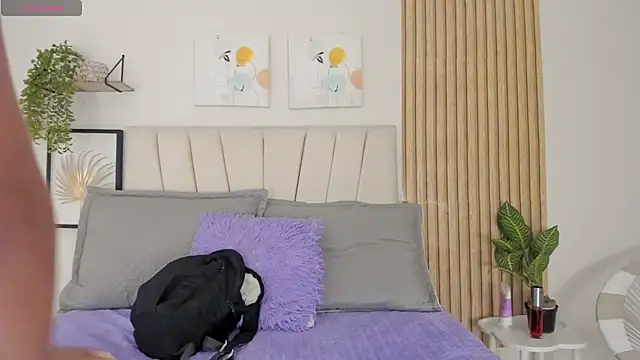 Nina keller  online show from 06.02.26