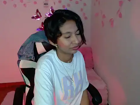 Snapshot of amber__666 chatting on 10.25.25 amber  666 online show from 10.25.25