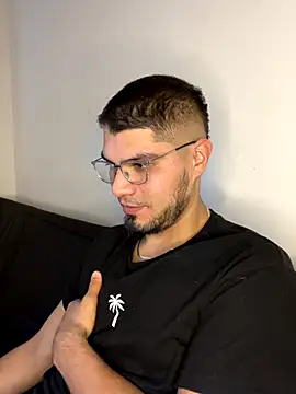 mirallesandbig online show from 11.06.25