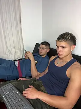 mirallesandbig online show from 11.08.25