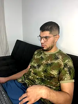 mirallesandbig online show from 12.01.25