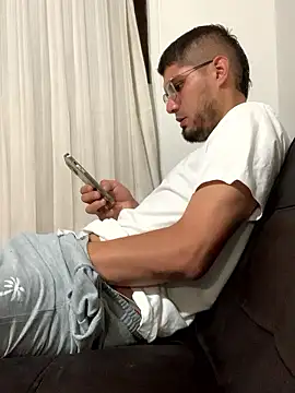 mirallesandbig online show from 01.11.26