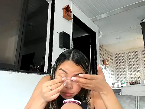 sarita-moree online show from 04.15.26