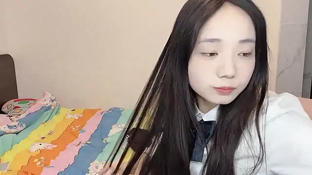 Snapshot of _xiaoniaojiang chatting on 10.29.25  xiaoniaojiang online show from 10.29.25