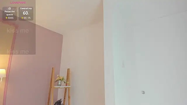  naylaa  online show from 03.31.26