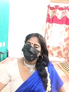 Snapshot of tamil-aunt chatting on 10.14.25 tamil-aunt online show from 10.14.25