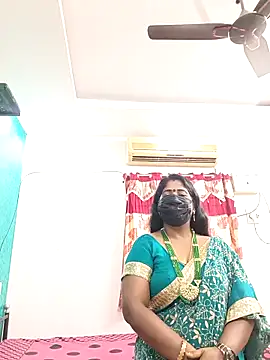 tamil-aunt online show from 11.27.25