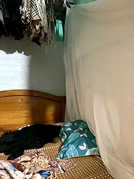 Snapshot of Yan_50299 chatting on 10.23.25 Yan 50299 online show from 10.23.25