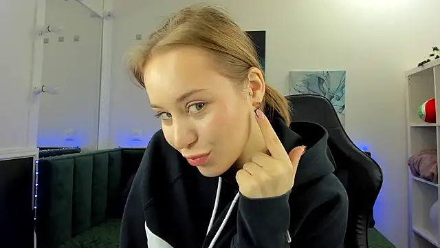 Melissa new22 online show from 11.03.25