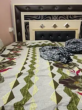 Snapshot of riya_sharmaa01 chatting on 10.12.25 riya sharmaa01 online show from 10.12.25