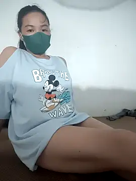 Snapshot of pusi_xinh chatting on 10.12.25 pusi xinh online show from 10.12.25