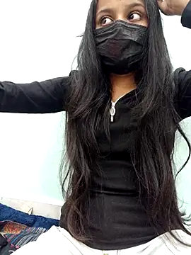 Snapshot of Kittu_05 chatting on 10.10.25 Kittu 05 online show from 10.10.25