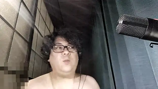 Snapshot of takatinko0721 chatting on 10.14.25 takatinko0721 online show from 10.14.25