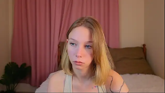 LilyVoise online show from 10.16.25