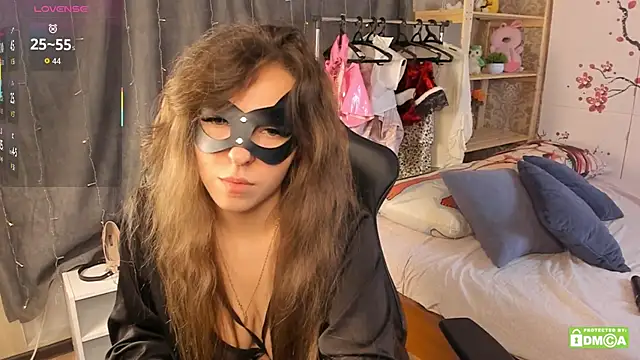 Snapshot of EvaTech chatting on 10.23.25 EvaTech online show from 10.23.25