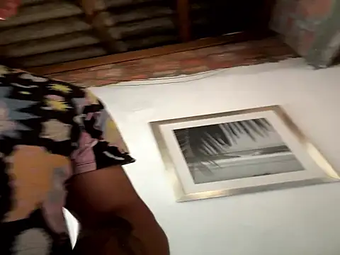 Snapshot of Pierry_tchunay chatting on 10.23.25 Pierry tchunay online show from 10.23.25