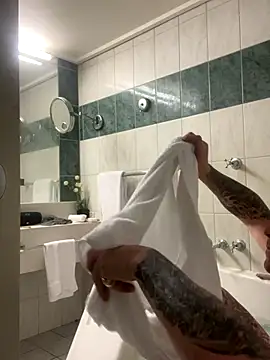 Snapshot of jayylizz69 chatting on 10.23.25 jayylizz69 online show from 10.23.25