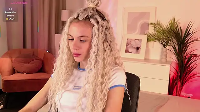 mia silkk online show from 01.15.26