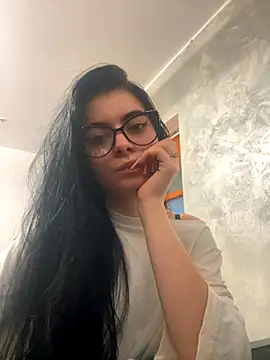 MissHerra2 online show from 11.03.25