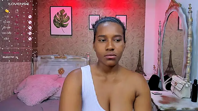 Snapshot of Marlen_clk chatting on 10.15.25 Marlen clk online show from 10.15.25