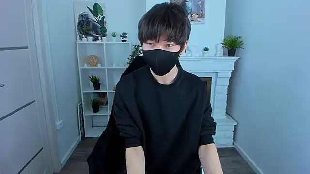 Snapshot of ShyAzianBoy chatting on 10.14.25 ShyAzianBoy online show from 10.14.25