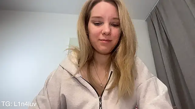 AIicaparkerc online show from 03.31.26