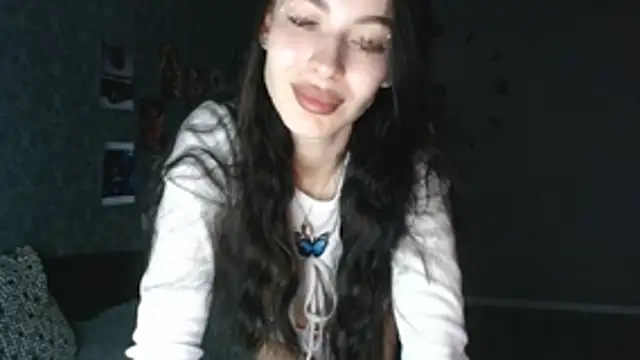 Daphne Darkthorn online show from 10.21.25