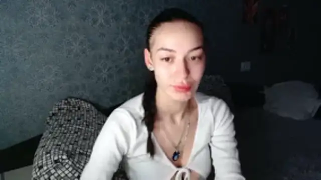 Daphne Darkthorn online show from 11.10.25