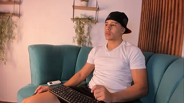 Adrian Volt online show from 01.07.26