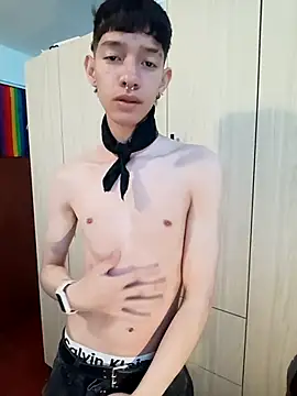 heyy noah11 online show from 10.27.25