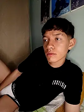 heyy noah11 online show from 04.15.26